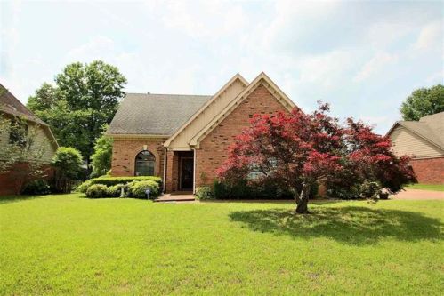283 Richards Way Dr, Cordova, TN 38018-7425