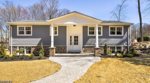 44 Siek Rd, Kinnelon, NJ 07405-2023