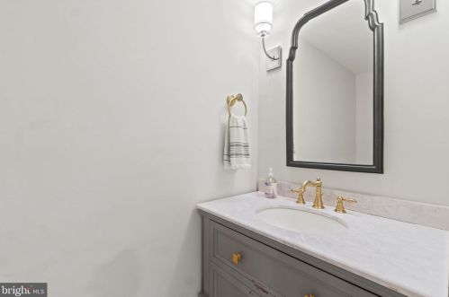 102 Bellehahn Ct, Severna Park MD  21146-4804 exterior