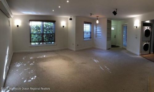 104 Buckingham Cir, Middletown, NJ 07748-3448