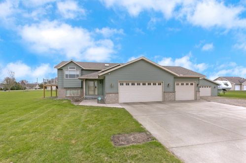 24162 69th Ave, Saint Cloud, MN 56301-8402