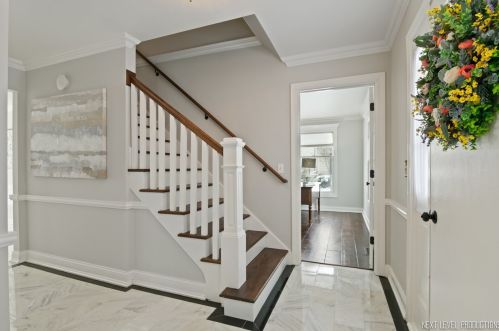 718 Celtic Ash Ct, Naperville, IL 60540-7709