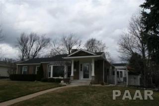 303 Knoll Crest Dr, Peoria IL  61614-7217 exterior