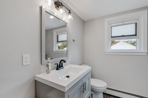 99 Maple Ave, Unity NH  03743-2935 exterior