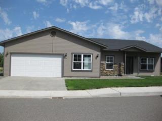 216 Malibu Dr, Prosser, WA 99350-9419