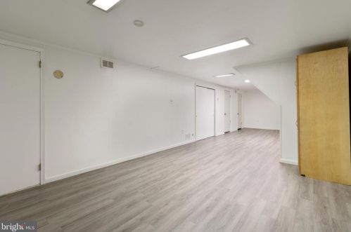 2841 10th St, Philadelphia PA  19148-5008 exterior