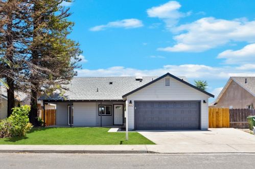 442 Villa Woods Dr, Turlock, CA 95380-6052