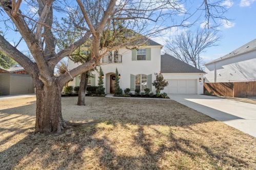 3643 Shelby Dr, Fort Worth, TX 76109-2732