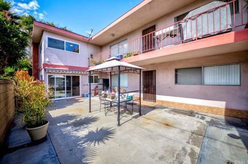 1460 224th St, Torrance CA  90501-4201 exterior