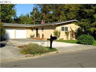 13095 Filbert, Portland OR  97229-5523 exterior
