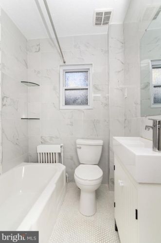 626 4th St, Philadelphia PA  19147-1525 exterior