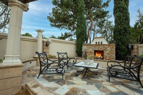 1 Salina, Irvine CA  92614-5388 exterior