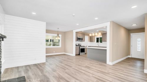 1315 Rosewood Ave, Anaheim CA  92805-1119 exterior