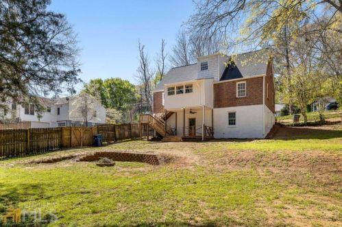2498 Jewel St, Atlanta GA  30344-2827 exterior