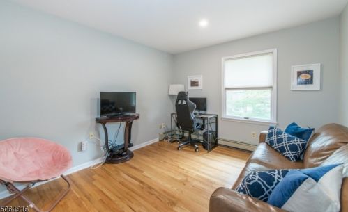6 Patty Ln, Dover NJ  07869-4735 exterior