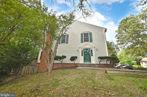 8501 Springfield Oaks Dr, Springfield VA  22153-3544 exterior