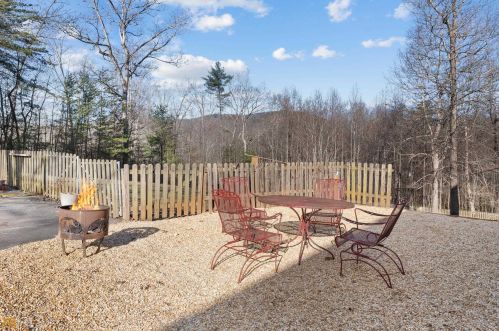 566 Stonebrook Trl, Cleveland GA  30528-8932 exterior