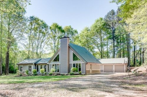 3350 Marce Camp Rd, Loganville, GA 30052-4377
