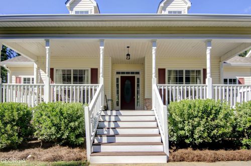 158 Sovereign Trl, Brooks, GA 30205-1735