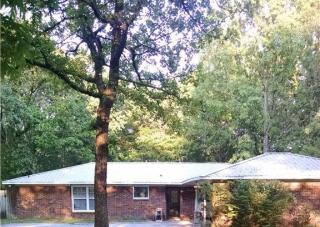 1402 Kennedy Dr, Manchester, TN 37355-2612