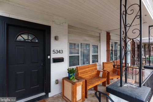 5343 Locust St, Philadelphia, PA 19139-4057