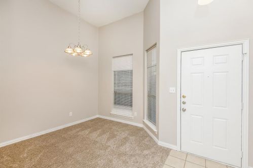 7504 Circle Dr, Fort Worth TX  76180-6354 exterior