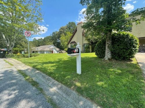 824 Boston Cmn, Atlanta GA  30349-6248 exterior