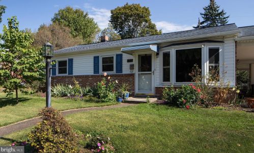 132 Levan St, Harrisburg, PA 17109-4044