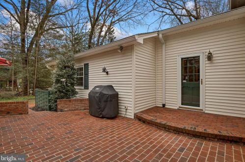 176 Berrywood Dr, Severna Park MD 21146-2033 exterior