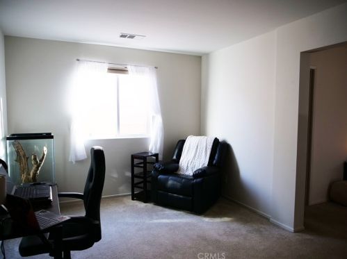 43113 Homestead St, Lancaster CA  93535-4837 exterior