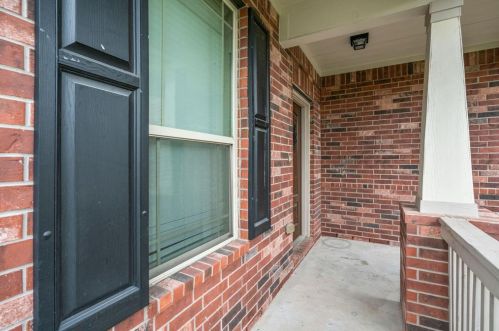 605 Pine Creek Dr, Conroe TX  77301-3177 exterior