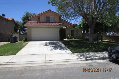 600 Tina Ct, Lancaster, CA 93535-1206