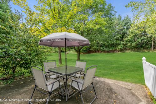 181 Old Orch Ln, Tinton Falls NJ 07712-2570 exterior