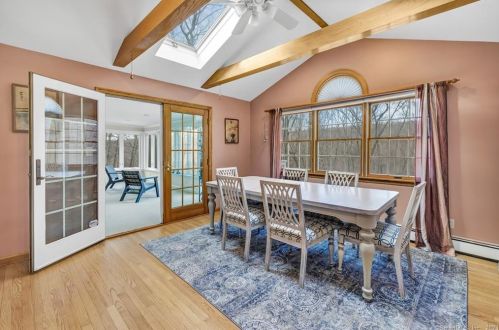 23 Treeland Rd, Huntington CT  06484-2730 exterior
