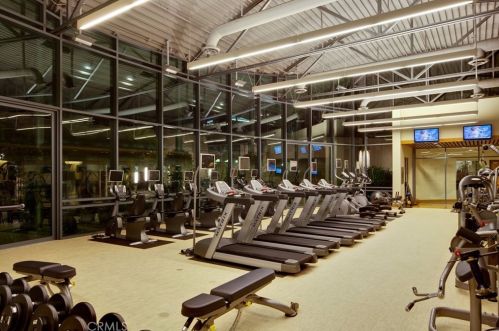 29 Soho, Irvine CA  92612-1083 exterior