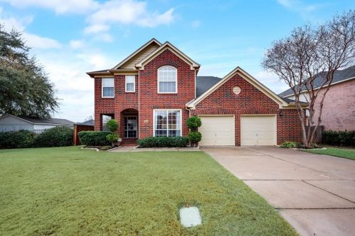 6923 Briarwood Dr, Fort Worth, TX 76132-3049