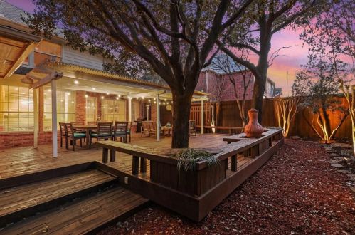 1912 Bishop Dr, Lewisville, TX 75028-3758