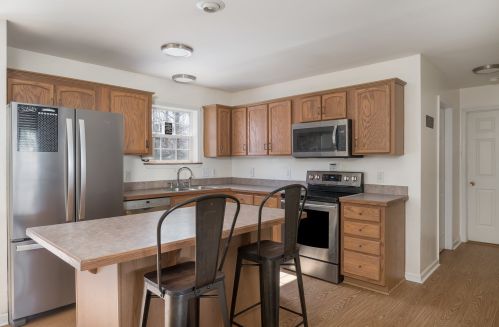 18 Pine Rd, Wakefield, NH 03887-6018