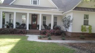 1104 Cherokee Dr, Waycross, GA 31501-4418