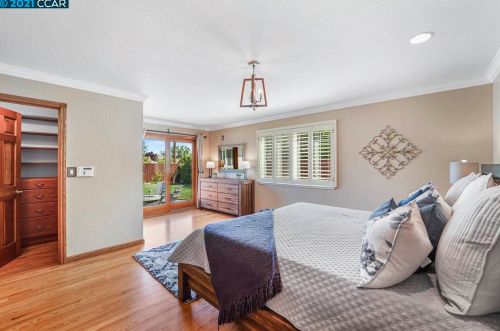 732 San Simeon Ct, Concord CA  94518-2316 exterior