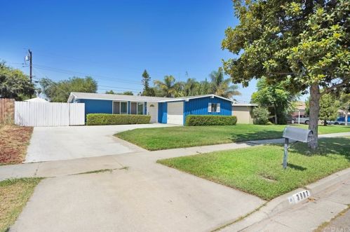 3902 Manchester Pl, Riverside, CA 92503-4026