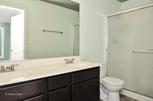 1108 Alta Vista Dr, Pingree Grove IL  60140-2058 exterior