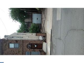 610 5th St, Camden, NJ 08102-1902