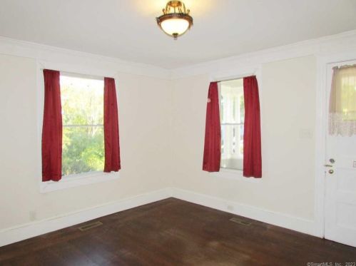 80 Blake St, Torrington, CT 06790-6615