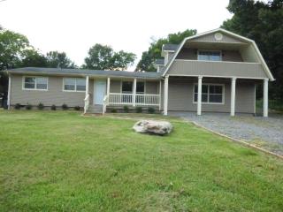 9519 Valley View Rd, Lascassas, TN 37085-4121