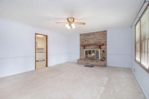89 Fair Oaks Dr, Conyers GA  30094-3261 exterior