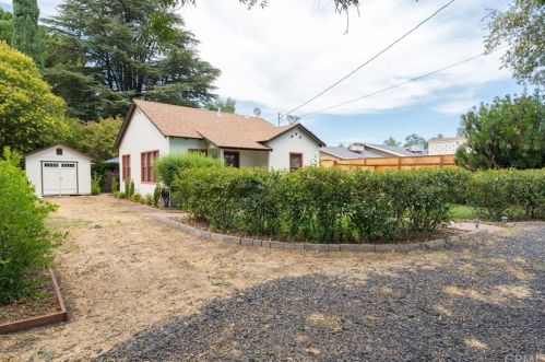578 9th Ave, Chico, CA 95926-0801