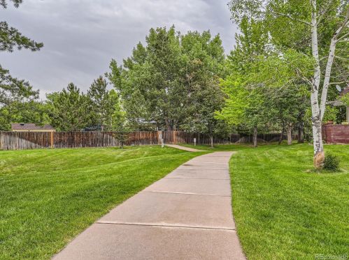 944 Richmond Dr, Fort Collins CO  80526-5976 exterior