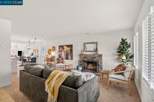 4326 Arabian Rd, Livermore, CA 94551-5402