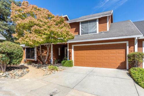1 Coyle Creek Cir, Fair Oaks, CA 95628-3337